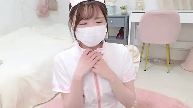 Snapshot of Sayuringo_ chatting on February 18, 2025, 5:20 pm Sayuringo  online show from February 18, 2025, 5:20 pm