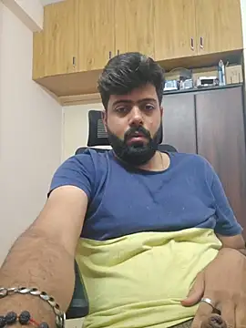 Hornie small Dick01 online show from May 11, 2026, 4:04 pm