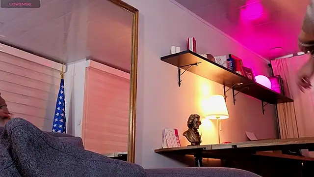 Alice milf  online show from September 25, 2025, 11:27 am