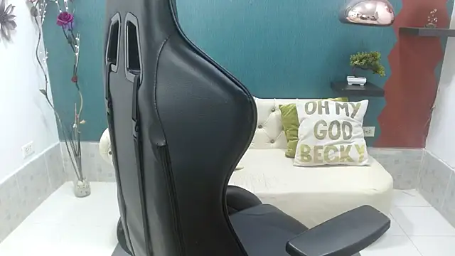 Snapshot of Melikasweetz chatting on February 10, 2025, 5:30 pm Melikasweetz online show from February 10, 2025, 5:30 pm