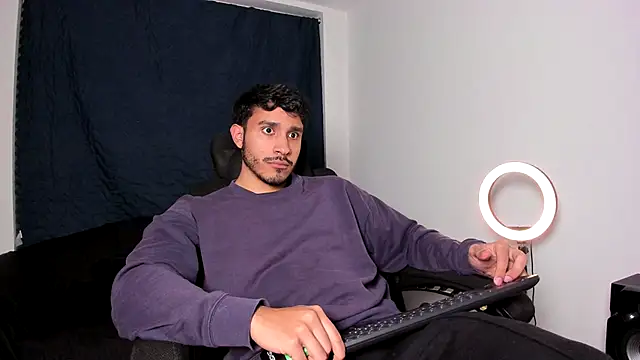 JayMarcos  online show from January 7, 2026, 3:33 am