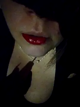 karoll 24 online show from February 3, 2026, 3:37 am