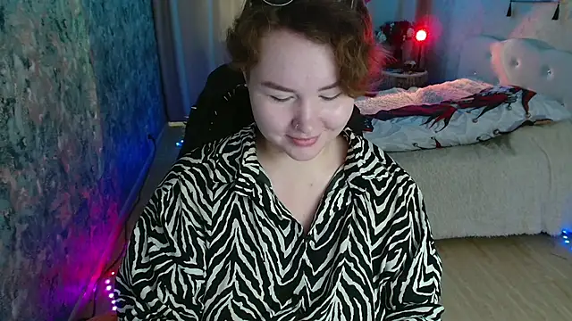Jenny Fox online show from July 19, 2026, 4:32 am