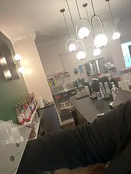 lairarose online show from October 30, 2025, 2:04 pm