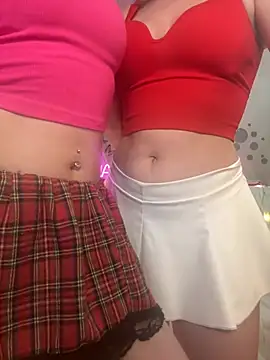 SweetCupcaks online show from March 29, 2026, 5:58 pm