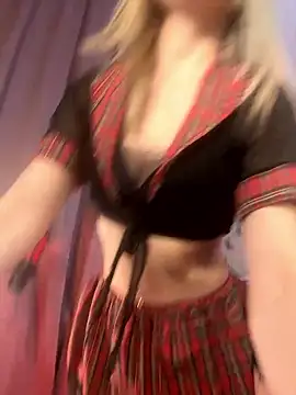 SweetCupcaks online show from January 11, 2026, 5:31 pm