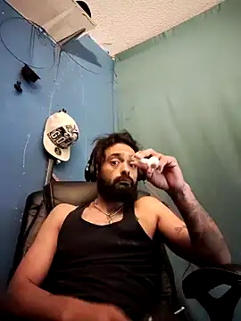 C8L3U online show from December 9, 2024, 8:44 am