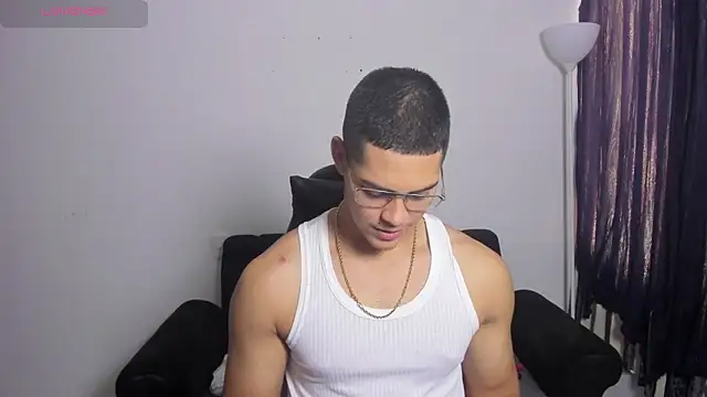 Snapshot of Iamdylan777 chatting on March 2, 2026, 12:34 pm Iamdylan777 online show from March 2, 2026, 12:34 pm