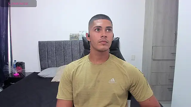 Iamdylan777 online show from January 7, 2026, 9:53 pm