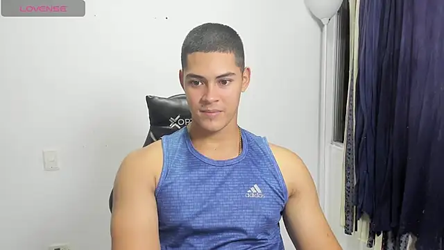 Snapshot of Iamdylan777 chatting on February 20, 2026, 4:53 am Iamdylan777 online show from February 20, 2026, 4:53 am