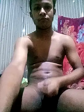 Snapshot of Hot_boy_017 chatting on October 13, 2025, 4:03 am Hot boy 017 online show from October 13, 2025, 4:03 am