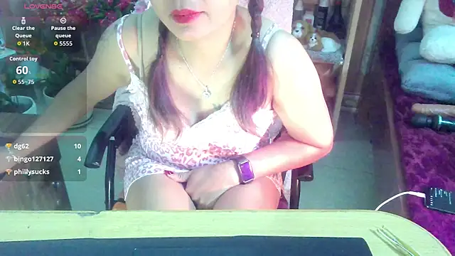 Snapshot of Jerry-Lan chatting on November 18, 2025, 11:24 am Jerry-Lan online show from November 18, 2025, 11:24 am