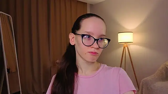 BettyBrowni online show from January 15, 2026, 4:10 pm