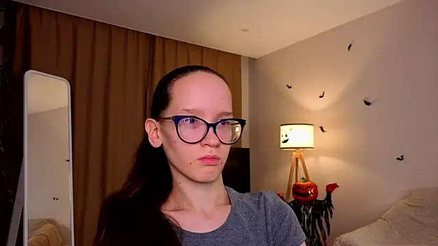 BettyBrowni online show from November 27, 2025, 4:07 pm