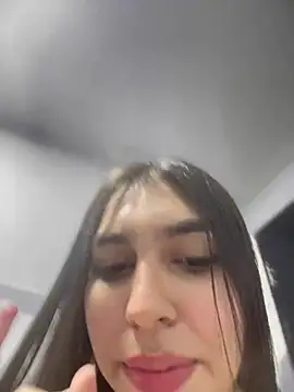 Paola  23 online show from February 26, 2025, 10:15 pm