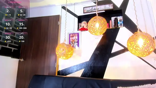 victoria aleia  online show from February 7, 2026, 11:24 pm