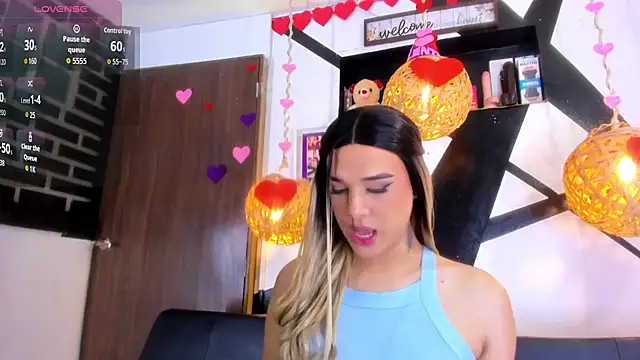 victoria aleia  online show from February 19, 2026, 11:45 pm