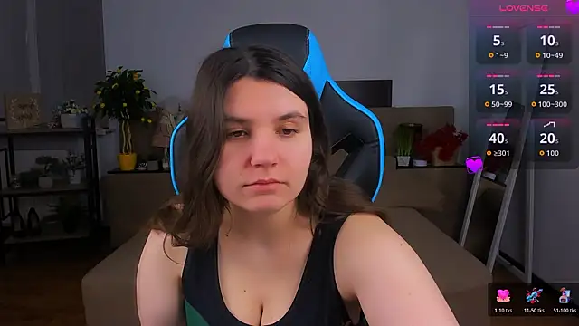 Viola  Shy online show from February 10, 2026, 11:37 pm