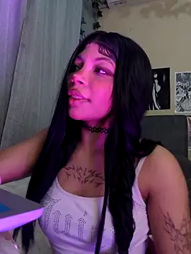 Lenakirbys online show from November 1, 2025, 3:57 am