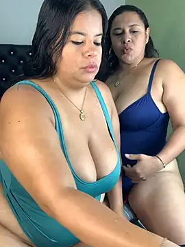 Snapshot of twocurvylatins chatting on June 30, 2026, 12:38 pm twocurvylatins online show from June 30, 2026, 12:38 pm