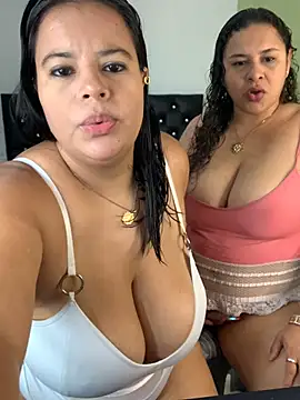 Snapshot of twocurvylatins chatting on July 29, 2026, 12:59 pm twocurvylatins online show from July 29, 2026, 12:59 pm