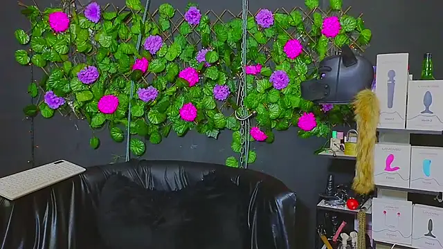 Sweett Mollyy online show from July 11, 2026, 1:17 am