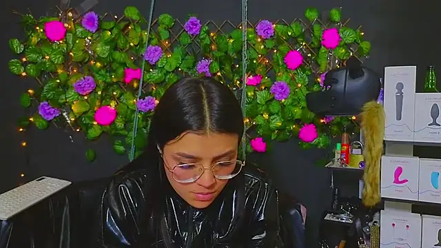Sweett Mollyy online show from July 18, 2026, 11:24 pm