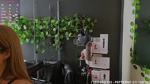 Sweett Mollyy online show from October 16, 2025, 7:33 pm