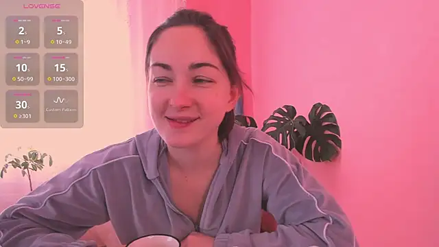 Snapshot of cClandesTina chatting on March 22, 2025, 9:24 am cClandesTina online show from March 22, 2025, 9:24 am