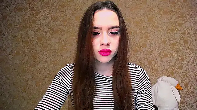  your fantasy girl online show from March 19, 2025, 2:57 pm