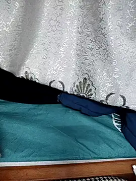 Haralushiaaa online show from November 24, 2025, 8:09 pm