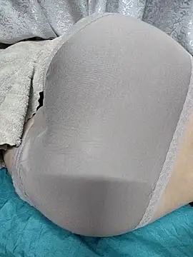 Haralushiaaa online show from November 7, 2025, 7:29 pm