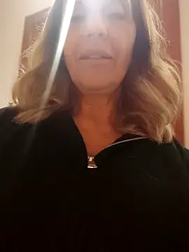 Snapshot of JasmineNoir2 chatting on February 7, 2026, 9:23 pm JasmineNoir2 online show from February 7, 2026, 9:23 pm