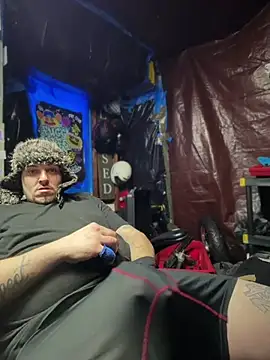 joeycbigcock online show from March 5, 2026, 7:54 pm