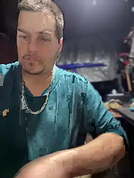 joeycbigcock online show from November 26, 2025, 10:21 pm