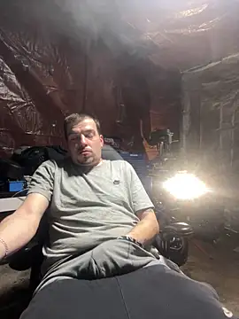 joeycbigcock online show from March 6, 2025, 3:57 am