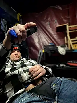 joeycbigcock online show from January 18, 2026, 7:17 pm