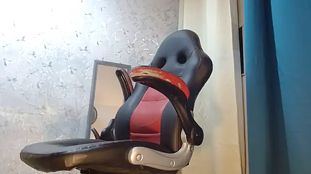 Samantabrown  online show from November 15, 2025, 11:25 am