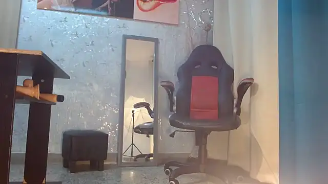 Snapshot of Samantabrown_ chatting on February 21, 2026, 11:12 am Samantabrown online show from February 21, 2026, 11:12 am