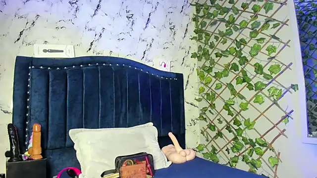 Amy hoy69 online show from March 25, 2026, 3:28 am