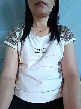 Snapshot of Asian_girl13 chatting on June 15, 2026, 8:25 am Asian girl13 online show from June 15, 2026, 8:25 am