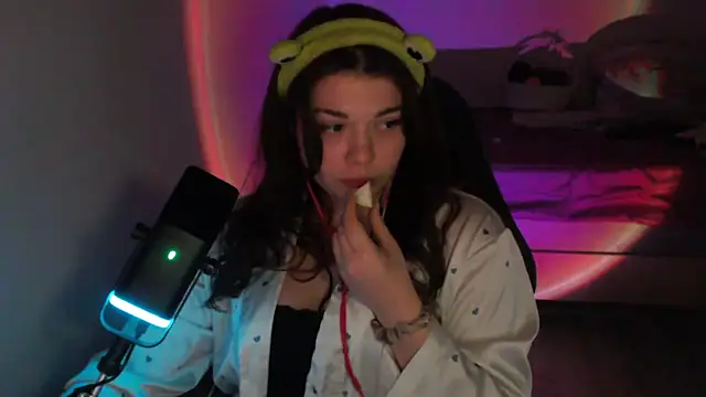 helengilmor online show from February 26, 2026, 5:24 pm