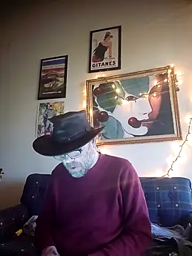 Snapshot of Geaux_Again chatting on February 24, 2025, 10:36 pm Geaux Again online show from February 24, 2025, 10:36 pm