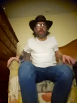 Snapshot of Geaux_Again chatting on December 15, 2024, 1:57 am Geaux Again online show from December 15, 2024, 1:57 am