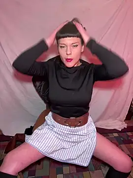 OniricFemme online show from January 15, 2026, 9:18 pm