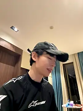 1a1a1alll online show from November 12, 2025, 3:16 pm