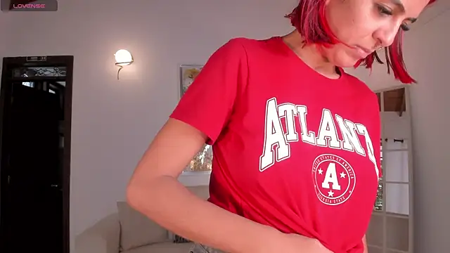 VictoriaMilan  online show from February 6, 2025, 8:34 pm