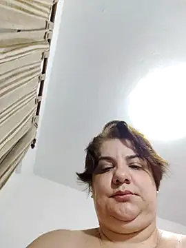 Snapshot of luzanetti chatting on December 26, 2024, 12:46 am luzanetti online show from December 26, 2024, 12:46 am