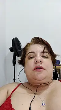 Snapshot of luzanetti chatting on December 26, 2024, 3:49 am luzanetti online show from December 26, 2024, 3:49 am