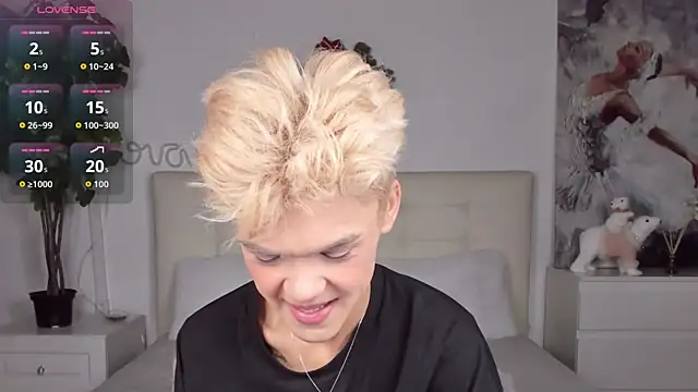 Felix Rey online show from December 18, 2025, 7:29 pm